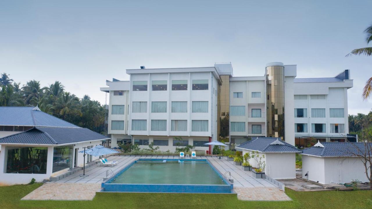 Blue Serene Resort Guruvāyūr Exteriér fotografie
